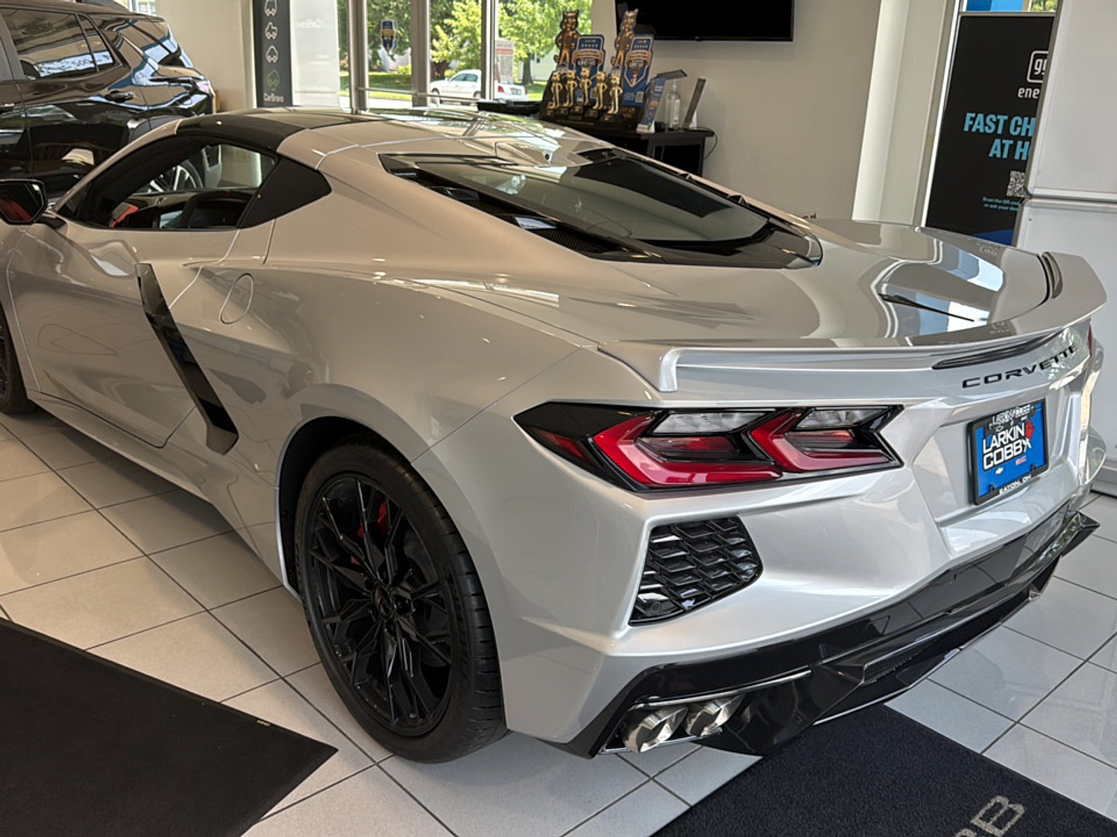 New 2026 Chevrolet Corvette Stingray Preferred Cpe w/ Stealth Interior Trim Package RWD image 4