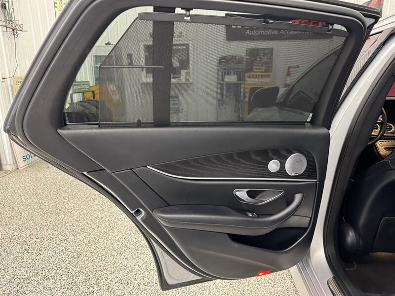 Used 2018 Mercedes-Benz E 400 4MATIC Wagon image 27