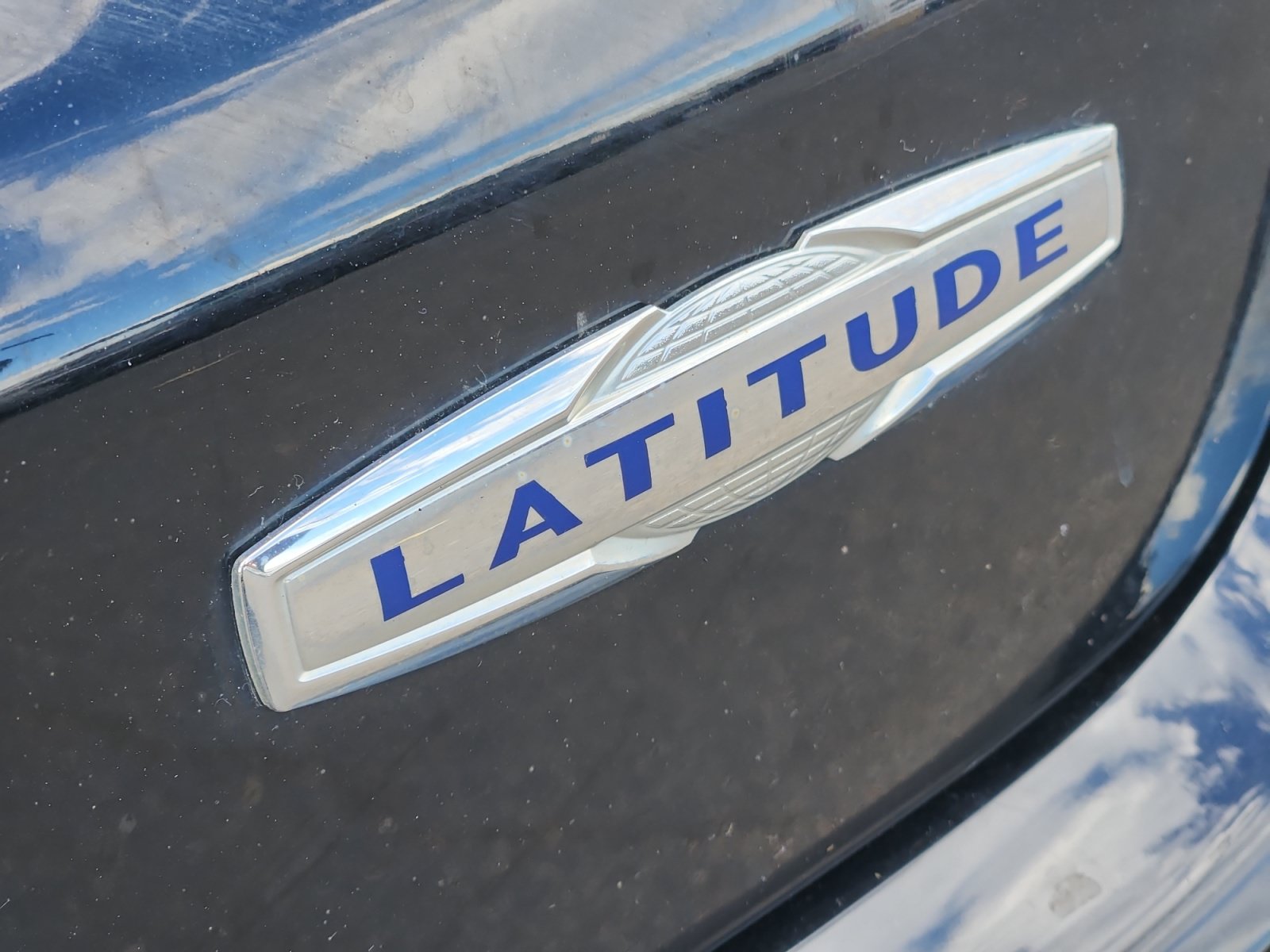 Used 2017 Jeep Compass Latitude w/ Popular Equipment Group AWD/4WD image 23