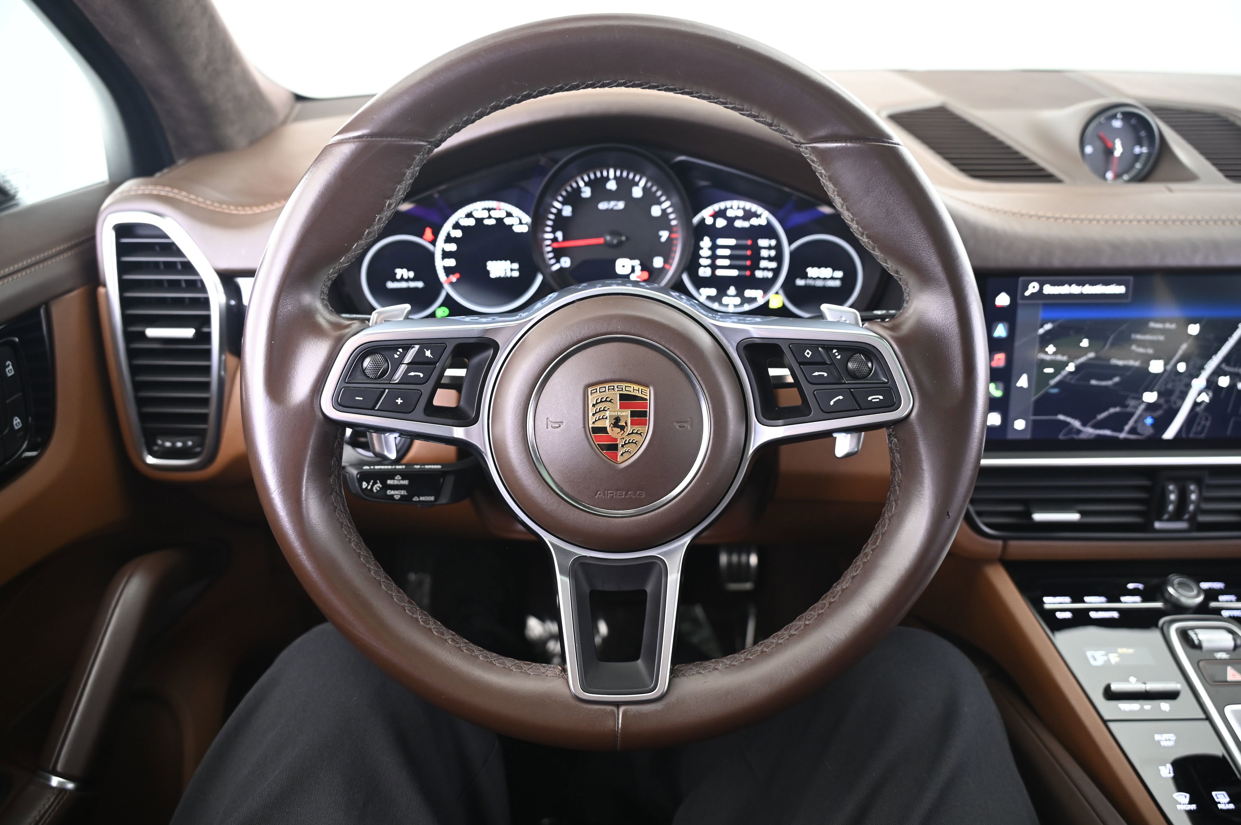Used 2022 Porsche Cayenne GTS image 35