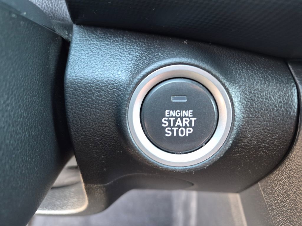 Used 2021 Hyundai Kona SEL Plus AWD/4WD image 21