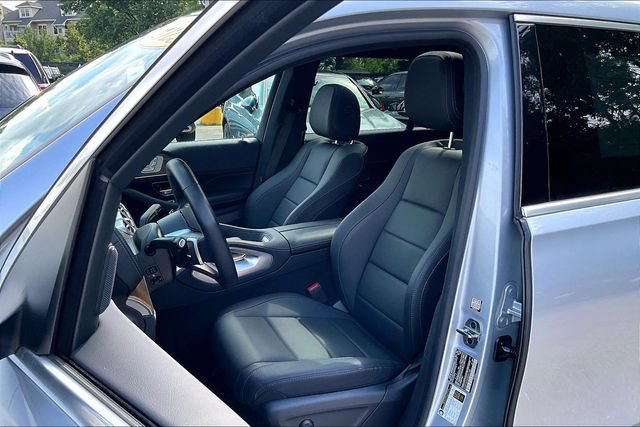 Certified 2025 Mercedes-Benz GLS 450 4MATIC w/ AMG Line Exterior image 6