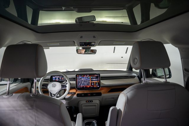 New 2025 Volkswagen ID. Buzz 1st Edition image 10