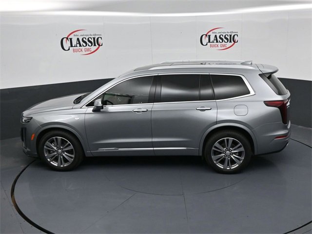 Used 2025 Cadillac XT6 Premium Luxury image 18