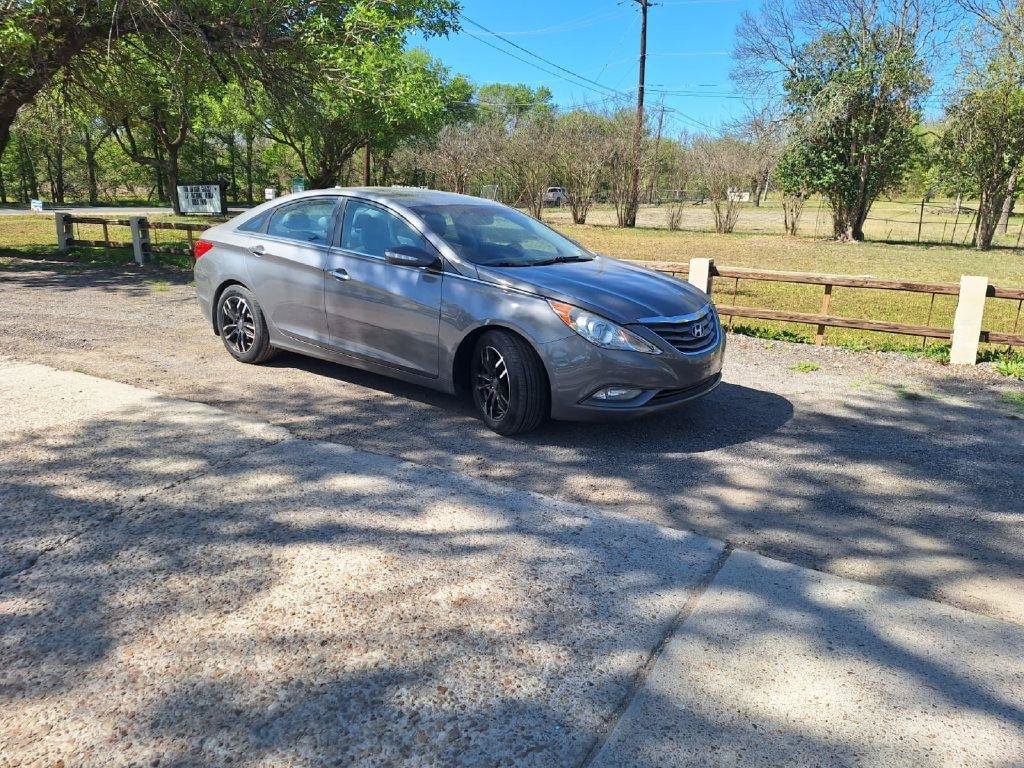Used 2011 Hyundai Sonata Limited w/ Navigation Pkg 5 FWD image 5