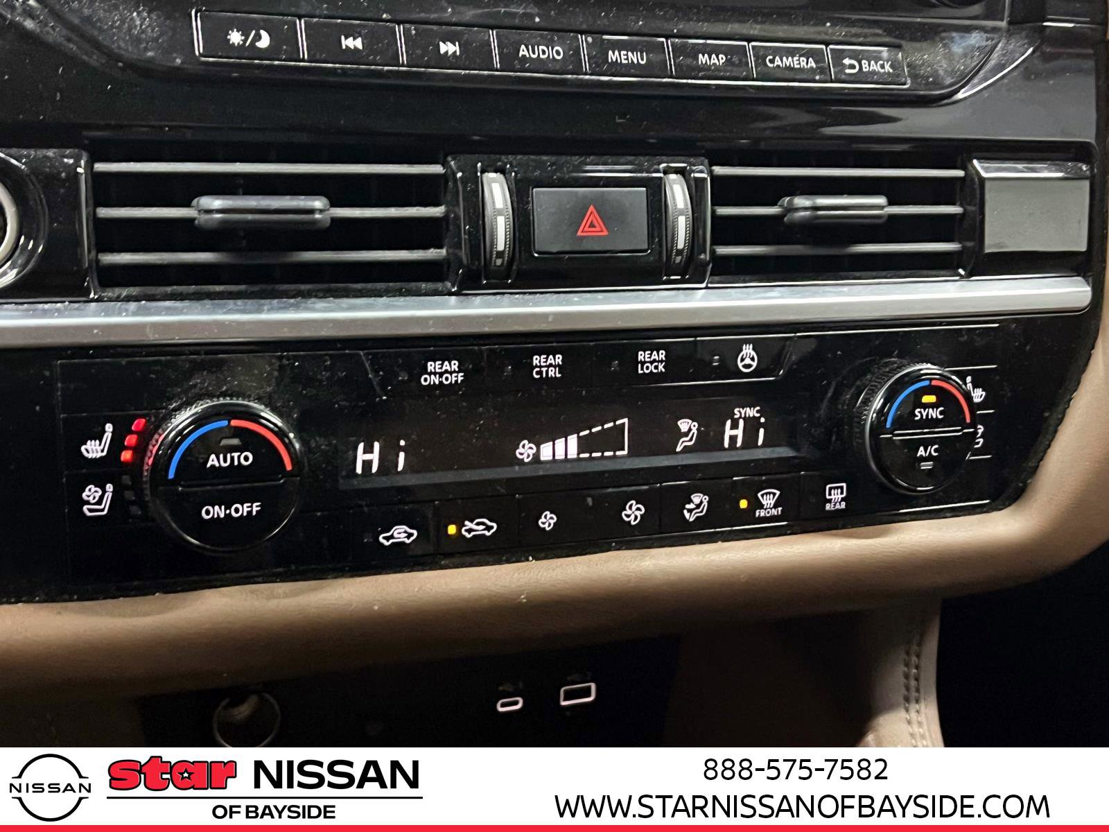 Used 2024 Nissan Pathfinder Platinum w/ Cargo Package image 26