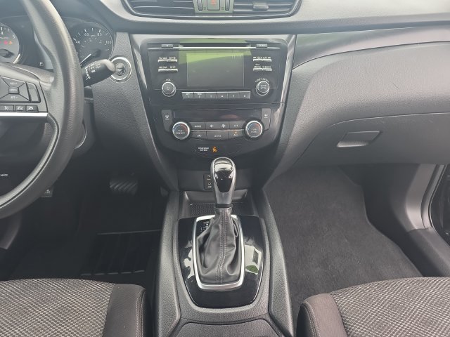 Used 2017 Nissan Rogue Sport SV AWD/4WD image 16