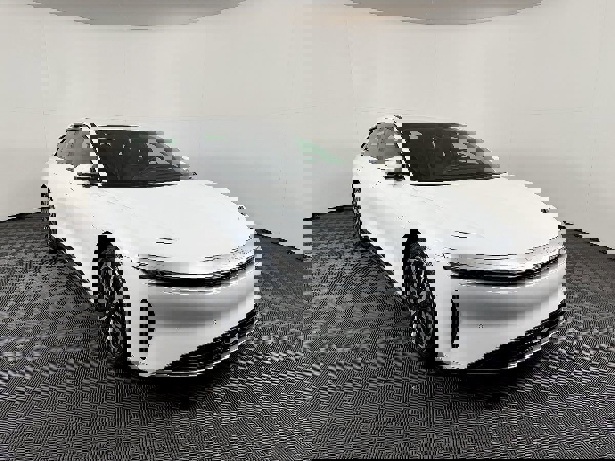Used 2024 Lucid Air Pure image 5