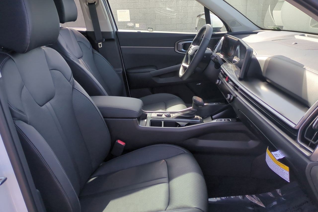 New 2026 Kia Sorento EX FWD image 25