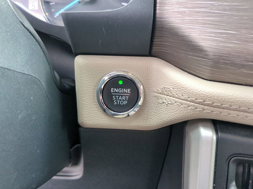 Used 2024 Ford Expedition Limited AWD/4WD image 34