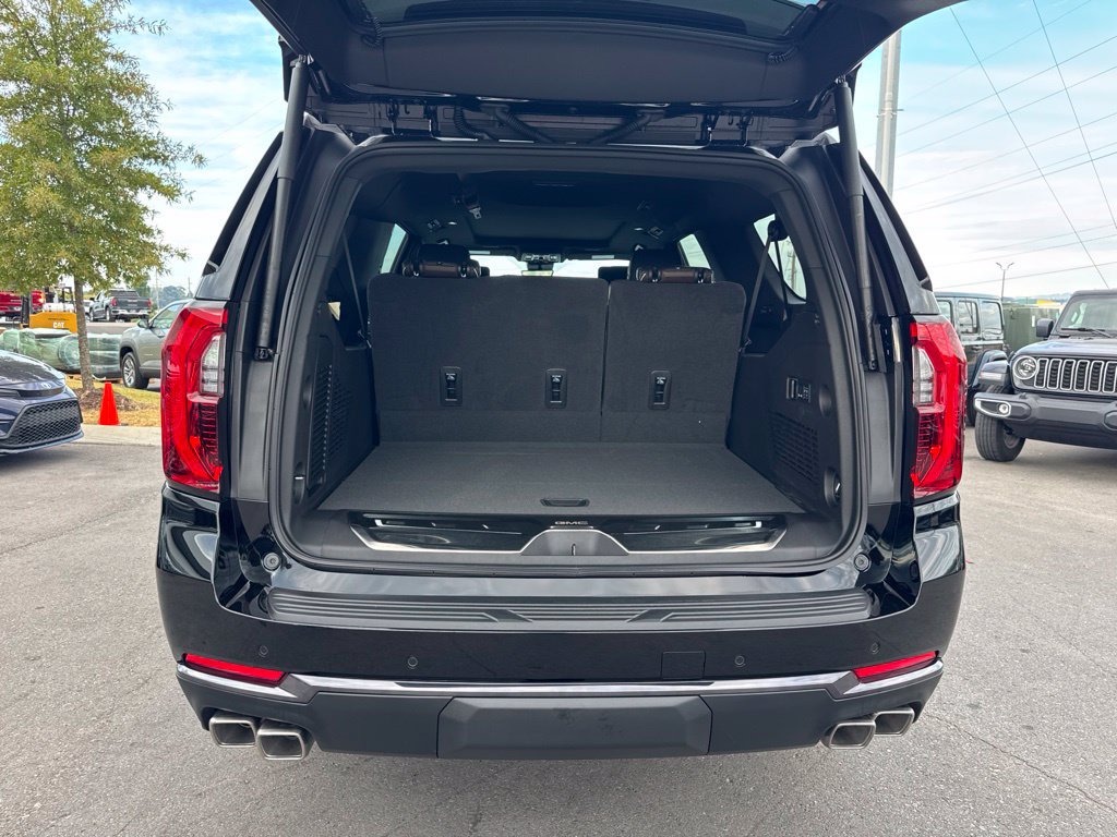 New 2026 GMC Yukon XL Denali Ultimate w/ LPO, Illumination Package AWD/4WD image 35