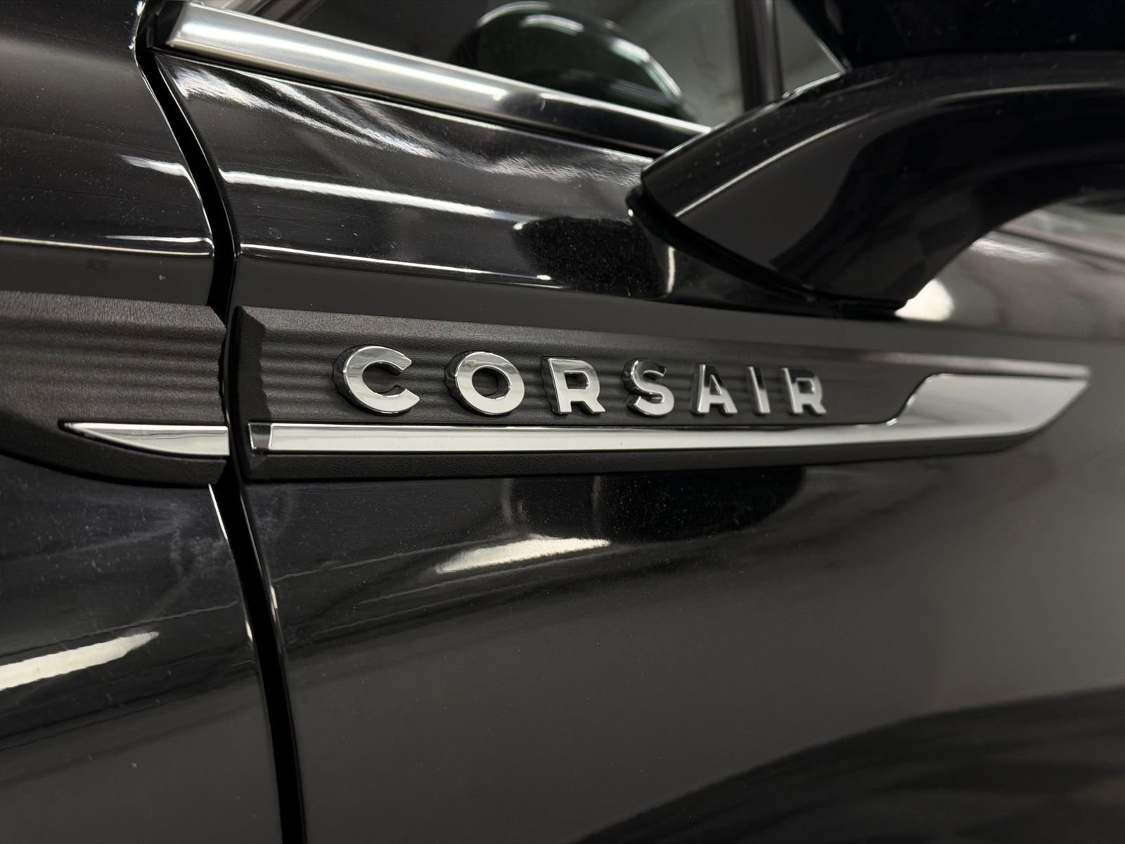 Used 2021 Lincoln Corsair Reserve w/ Equipment Group 201A image 12