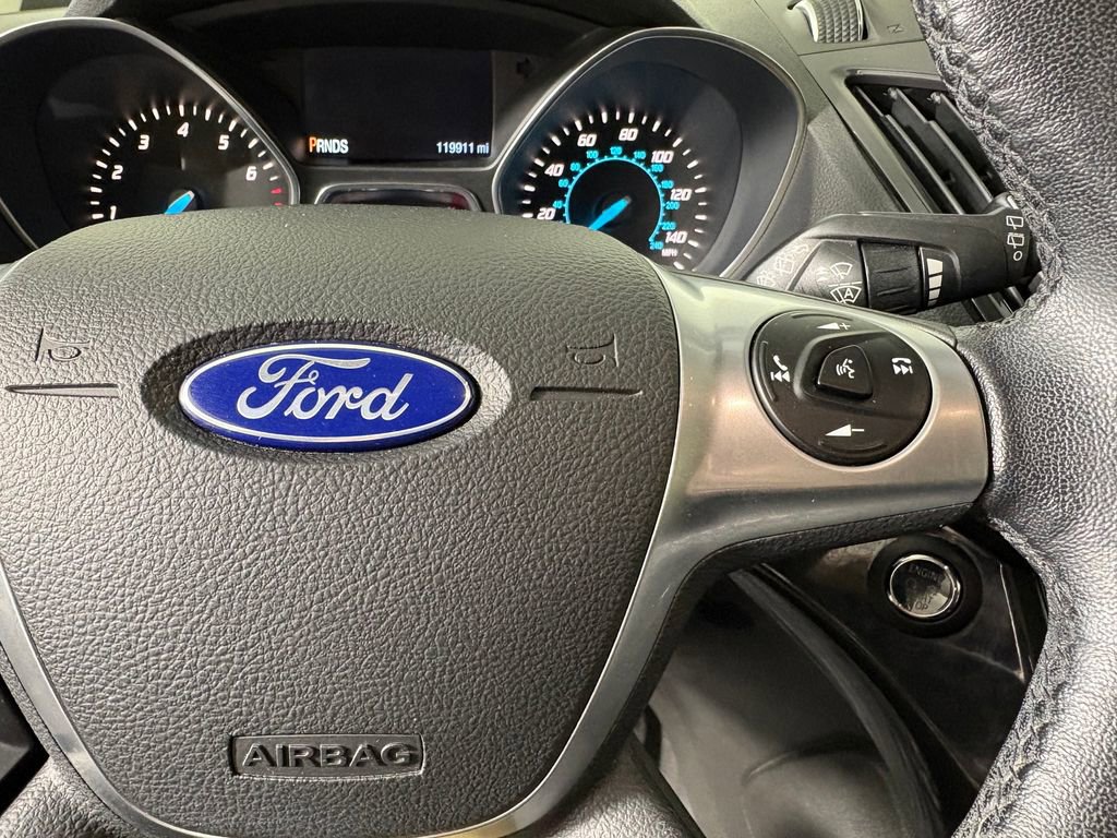 Used 2015 Ford Escape Titanium w/ Equipment Group 301A AWD/4WD image 22
