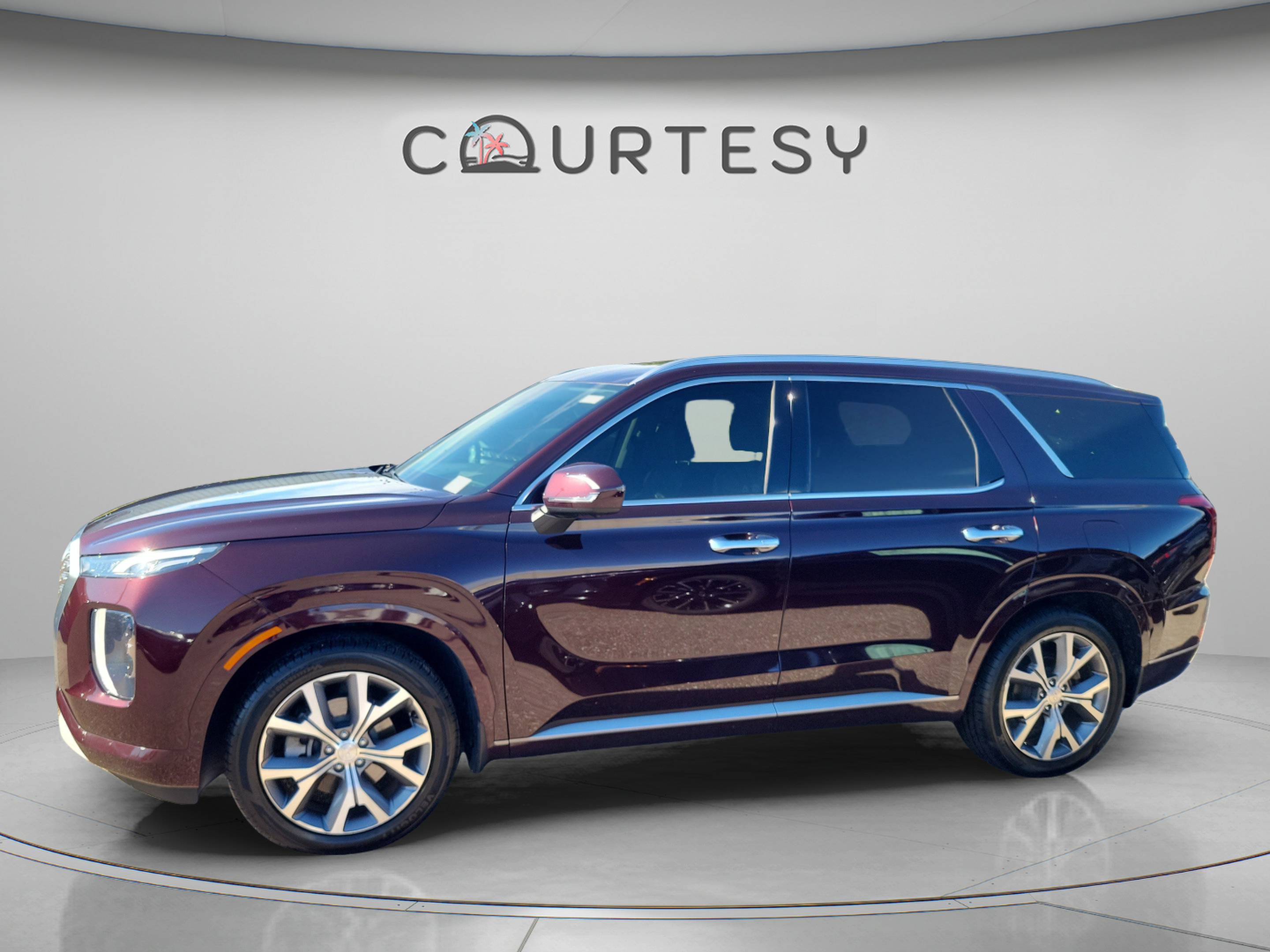 Used 2021 Hyundai Palisade Limited FWD image 2