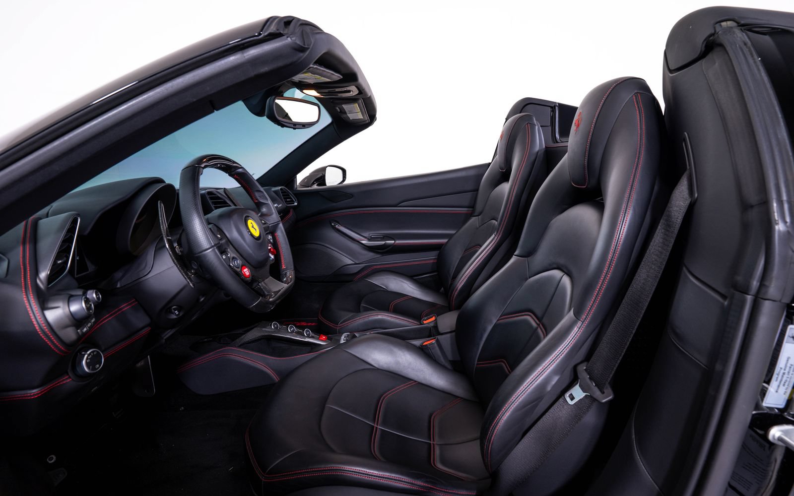 Used 2018 Ferrari 488 Spider RWD image 22