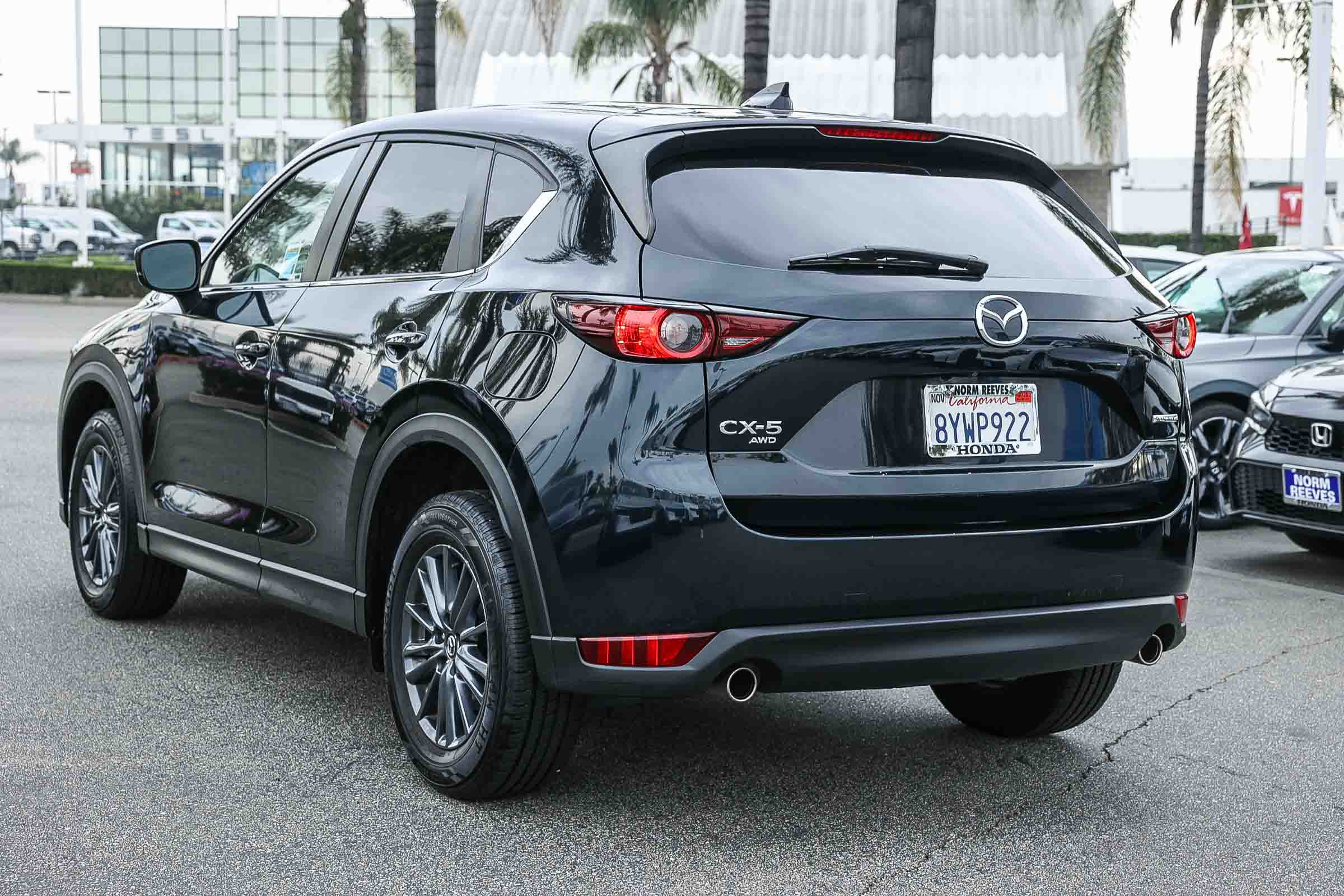 Used 2021 MAZDA CX-5 Touring image 4