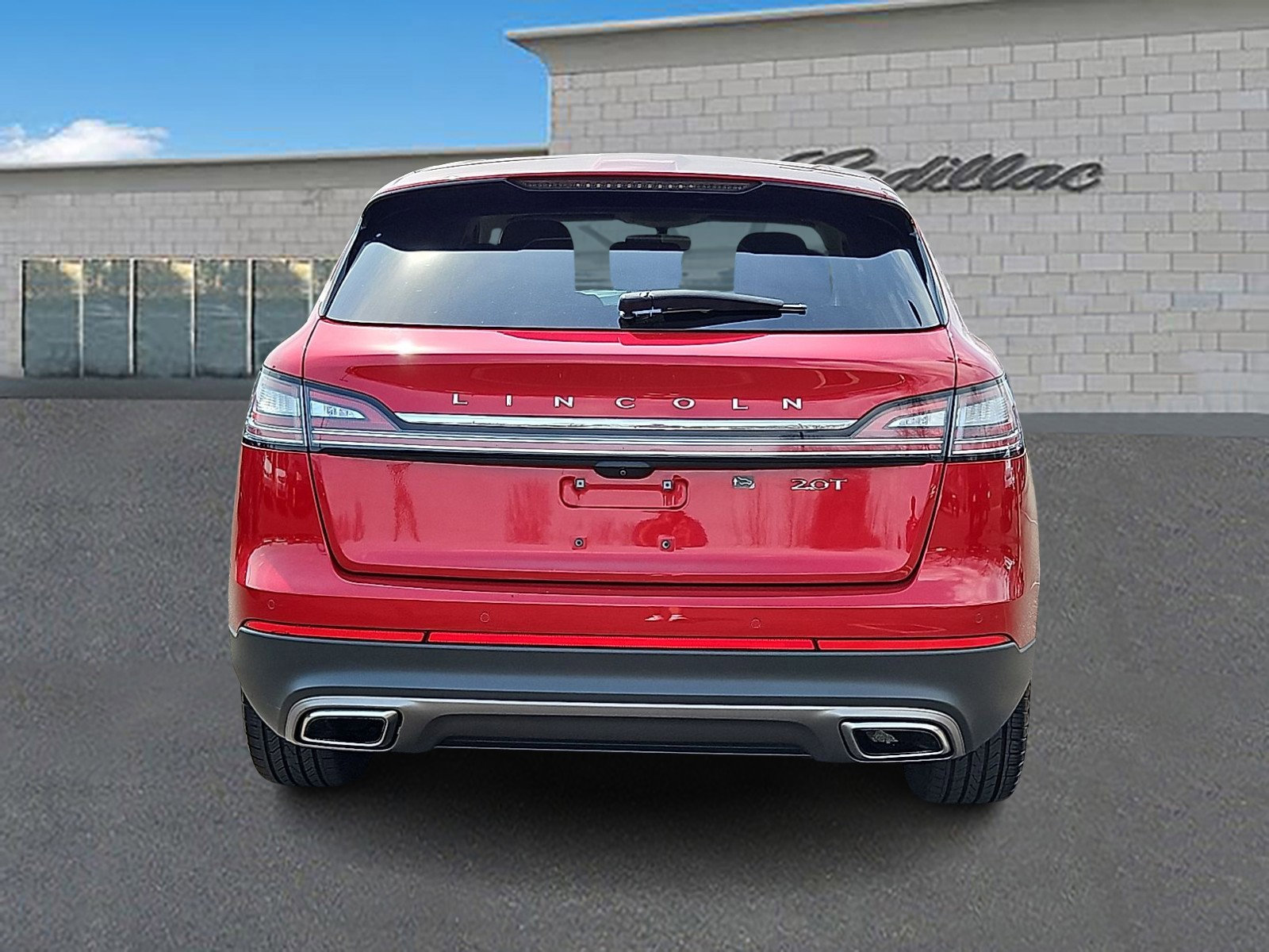 Used 2020 Lincoln Nautilus FWD w/ Equipment Group 101A image 5