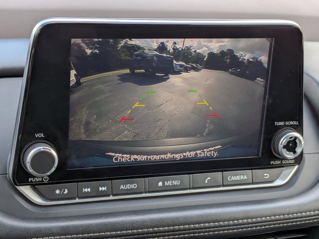 Used 2023 Nissan Rogue SV FWD image 28