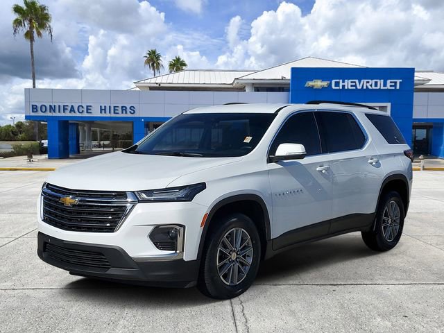 Used 2023 Chevrolet Traverse LT image 2