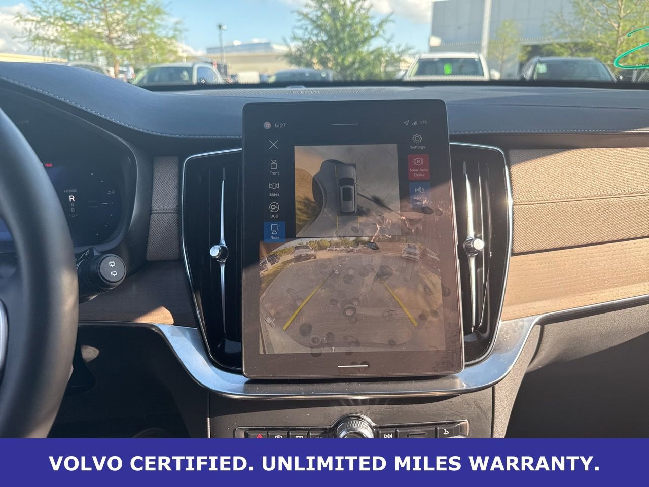 Certified 2026 Volvo XC90 T8 Plus w/ Protection Package Premier image 29