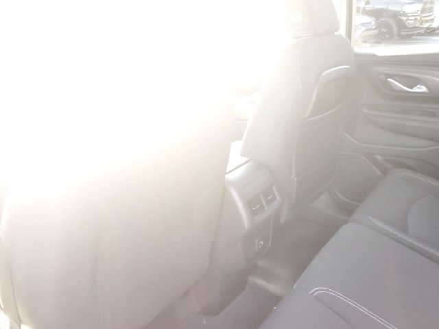 Used 2022 GMC Terrain SLE FWD image 13