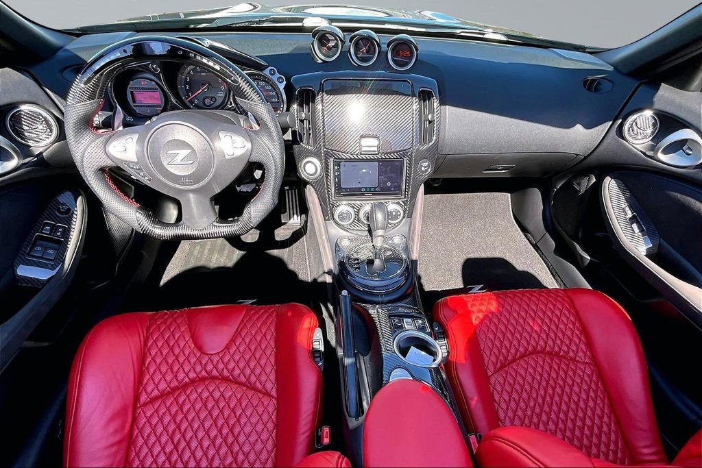 Used 2014 Nissan 370Z Touring image 16
