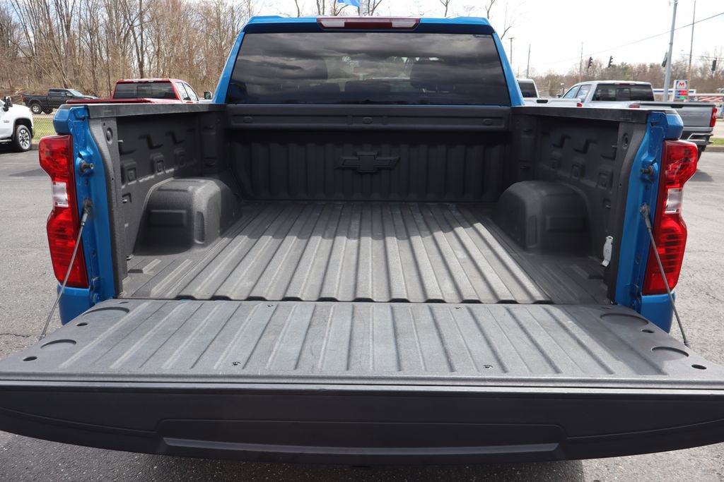 Used 2022 Chevrolet Silverado 1500 Custom w/ LPO, Dark Essentials Package image 28