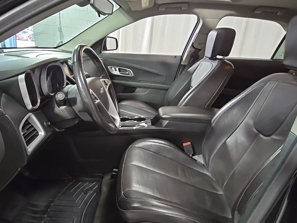 Used 2017 Chevrolet Equinox LT AWD/4WD image 19