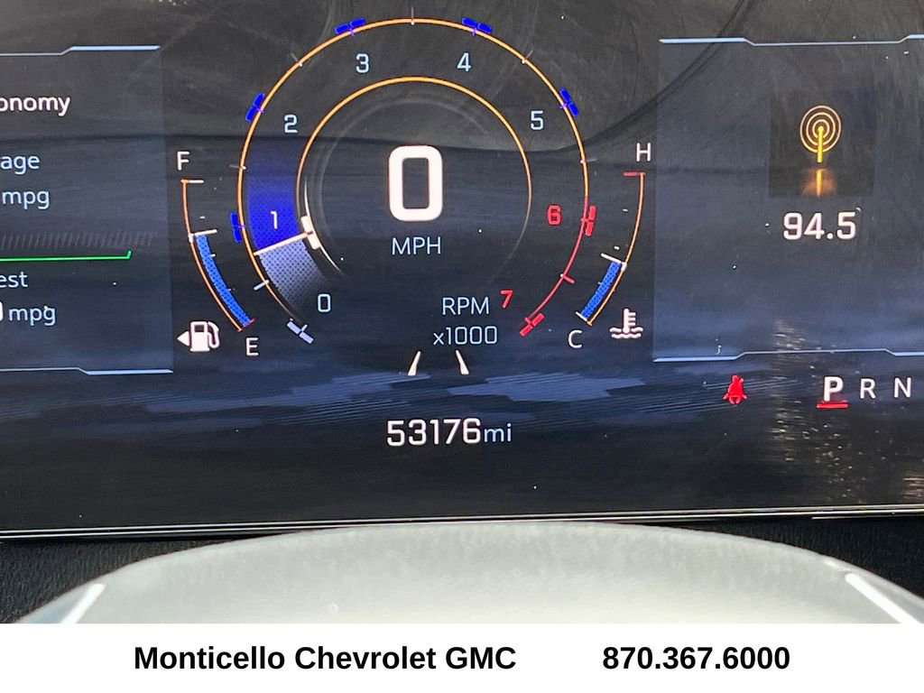 Used 2025 Chevrolet Traverse LT FWD image 14