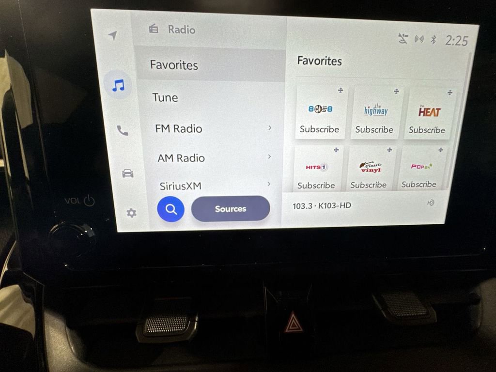 Used 2024 Toyota Corolla SE image 24