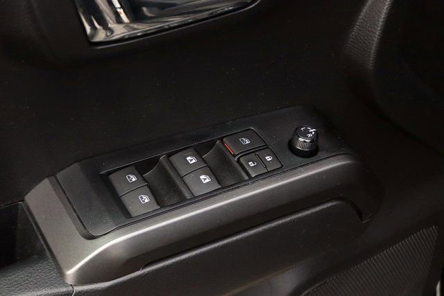 Used 2023 Toyota Tacoma TRD Off-Road w/ Technology Package AWD/4WD image 12