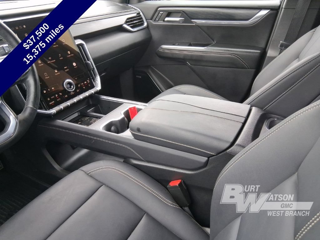 Used 2024 GMC Acadia Elevation w/ Trailering Package AWD/4WD image 24