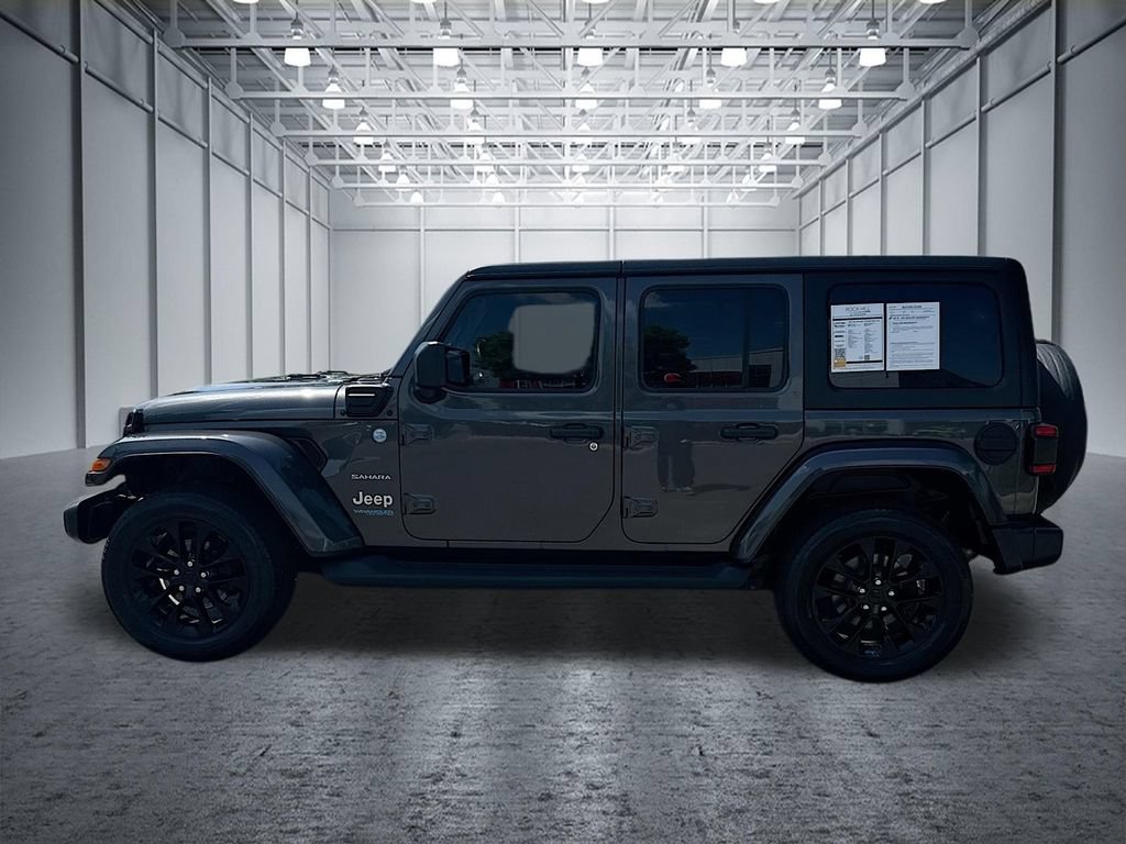 Used 2022 Jeep Wrangler Unlimited Sahara w/ Cold Weather Group AWD/4WD image 4