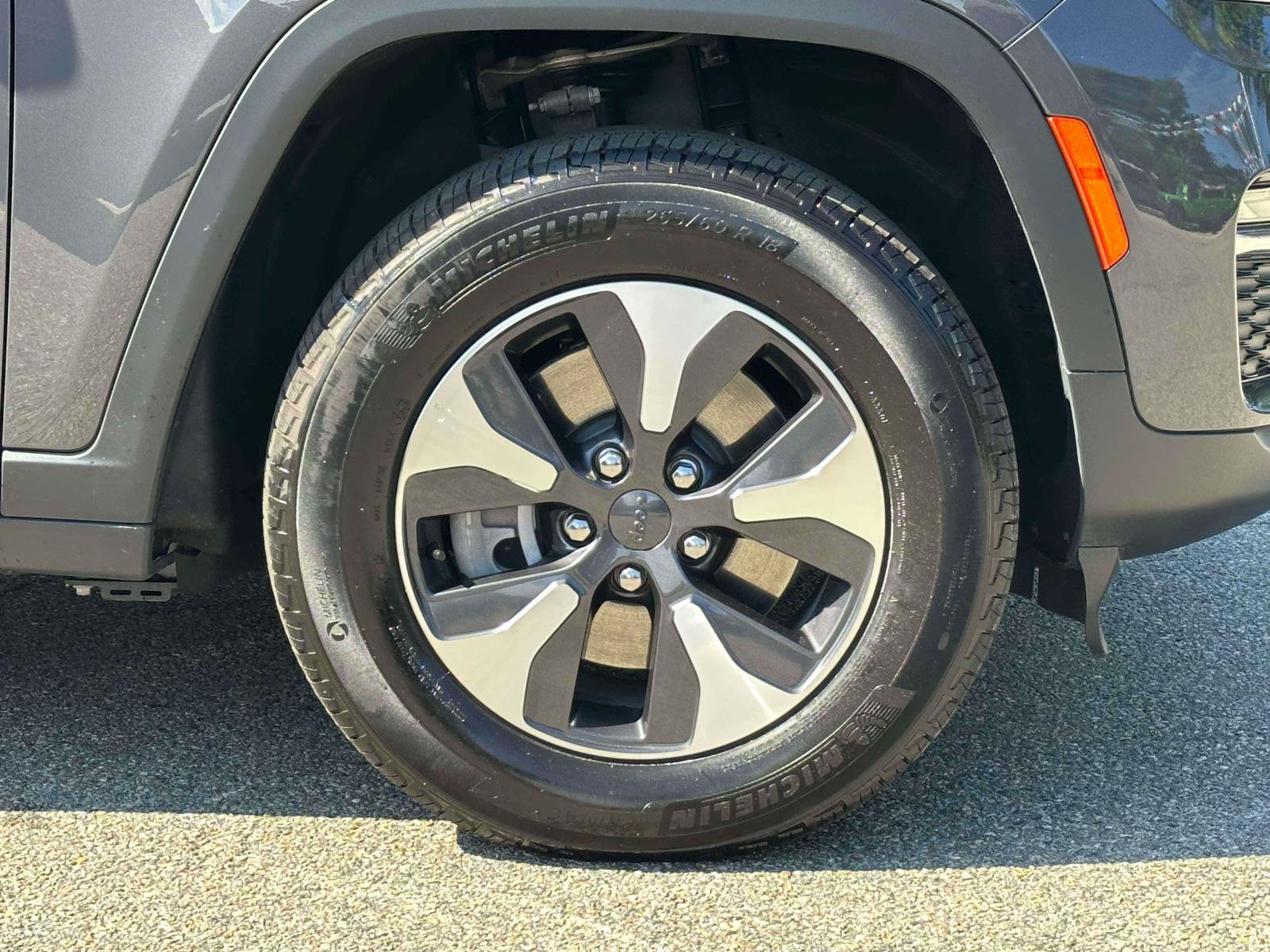 Used 2023 Jeep Grand Cherokee 4WD 4xe image 7