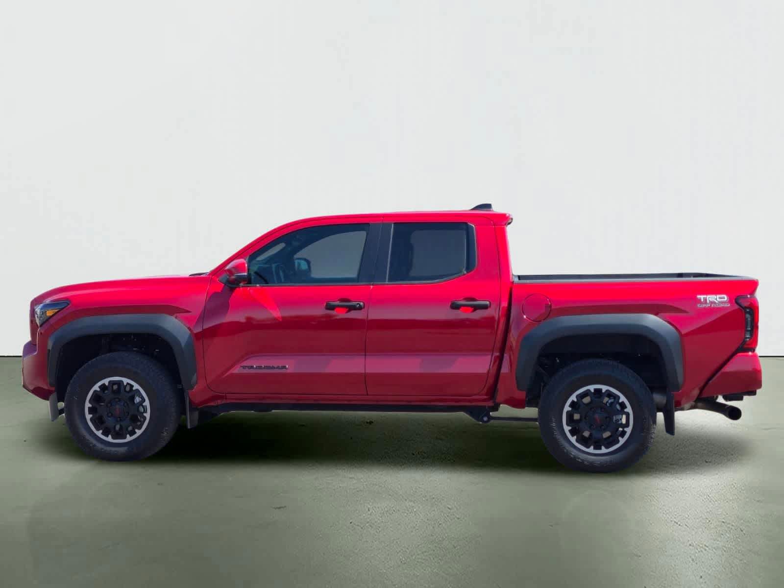 Used 2024 Toyota Tacoma TRD Off-Road AWD/4WD image 3