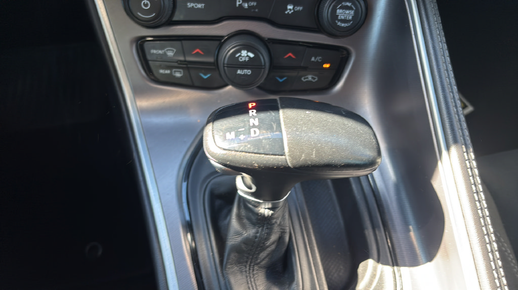 Used 2020 Dodge Challenger SXT w/ Driver Convenience Group AWD/4WD image 55