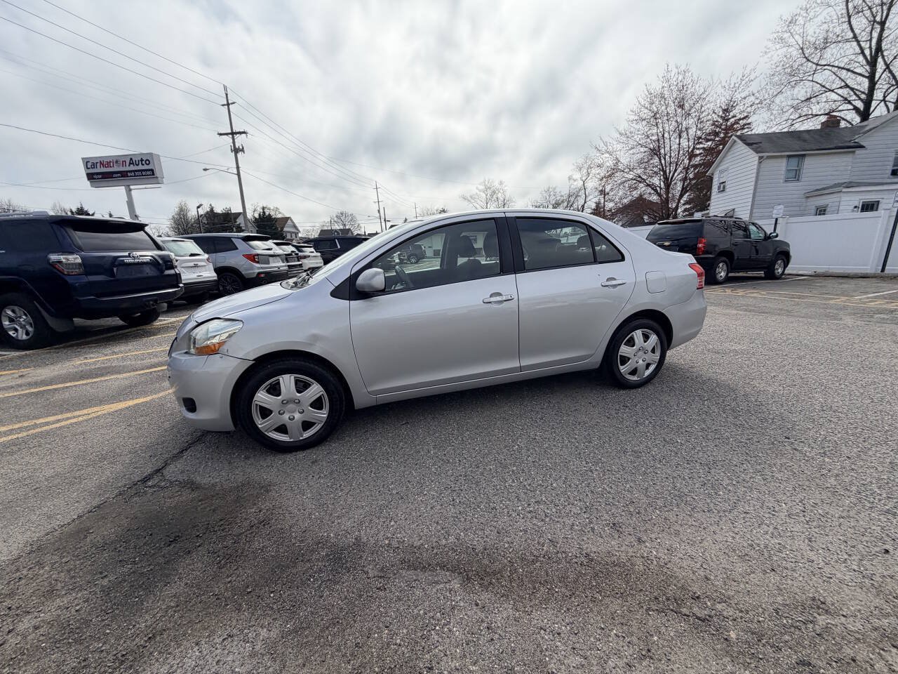 Used 2009 Toyota Yaris Sedan w/ Convenience Pkg FWD image 16
