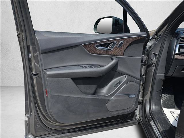 Used 2020 Audi Q7 2.0T Premium Plus w/ Premium Plus Package image 12