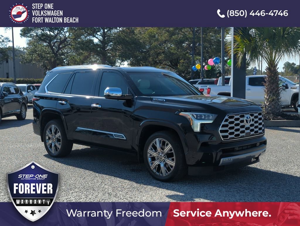 Used 2024 Toyota Sequoia Capstone image 9