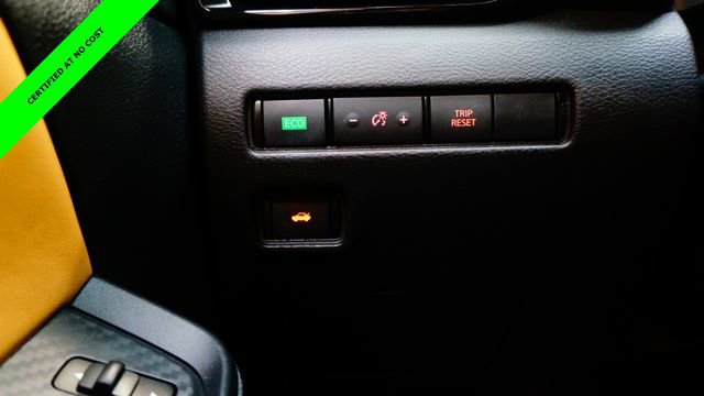 Certified 2021 Nissan Sentra SV w/ SV Premium Package FWD image 26