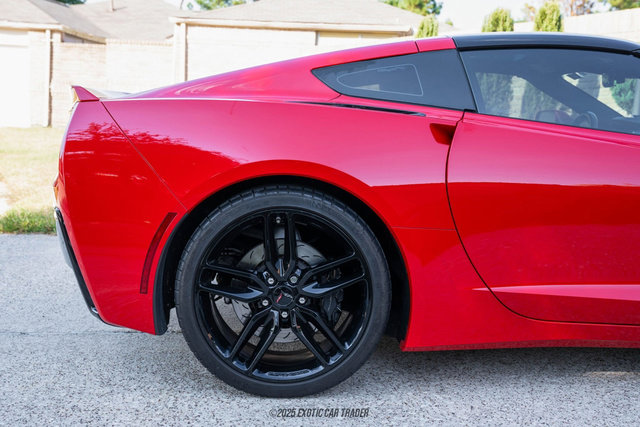 Used 2019 Chevrolet Corvette Stingray Coupe w/ Carbon Flash Badge Package image 10