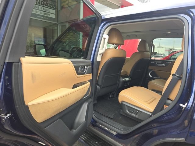 Certified 2025 INFINITI QX80 Luxe AWD/4WD image 16