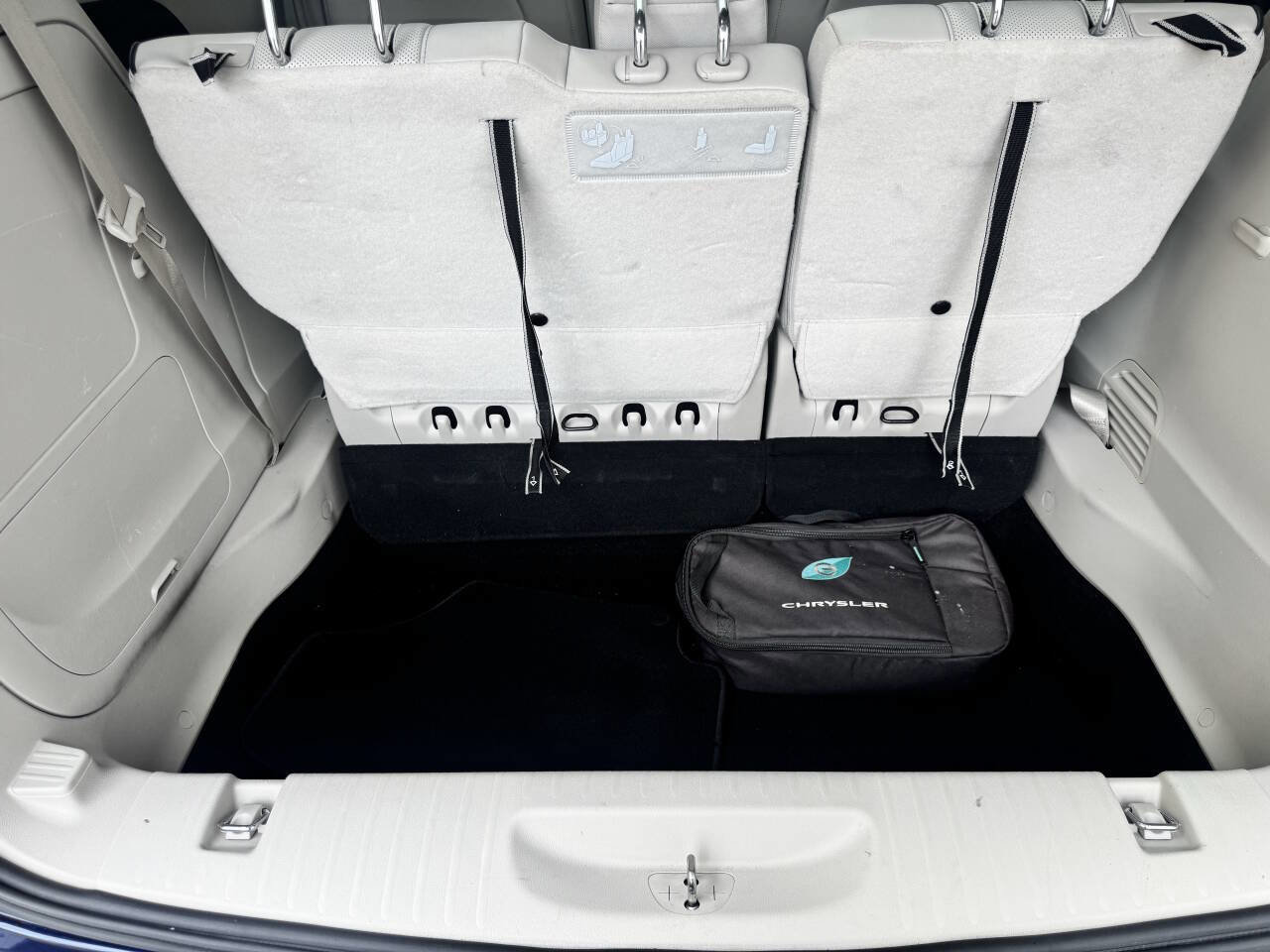 Used 2018 Chrysler Pacifica Limited w/ Advanced Safetytec Group image 29