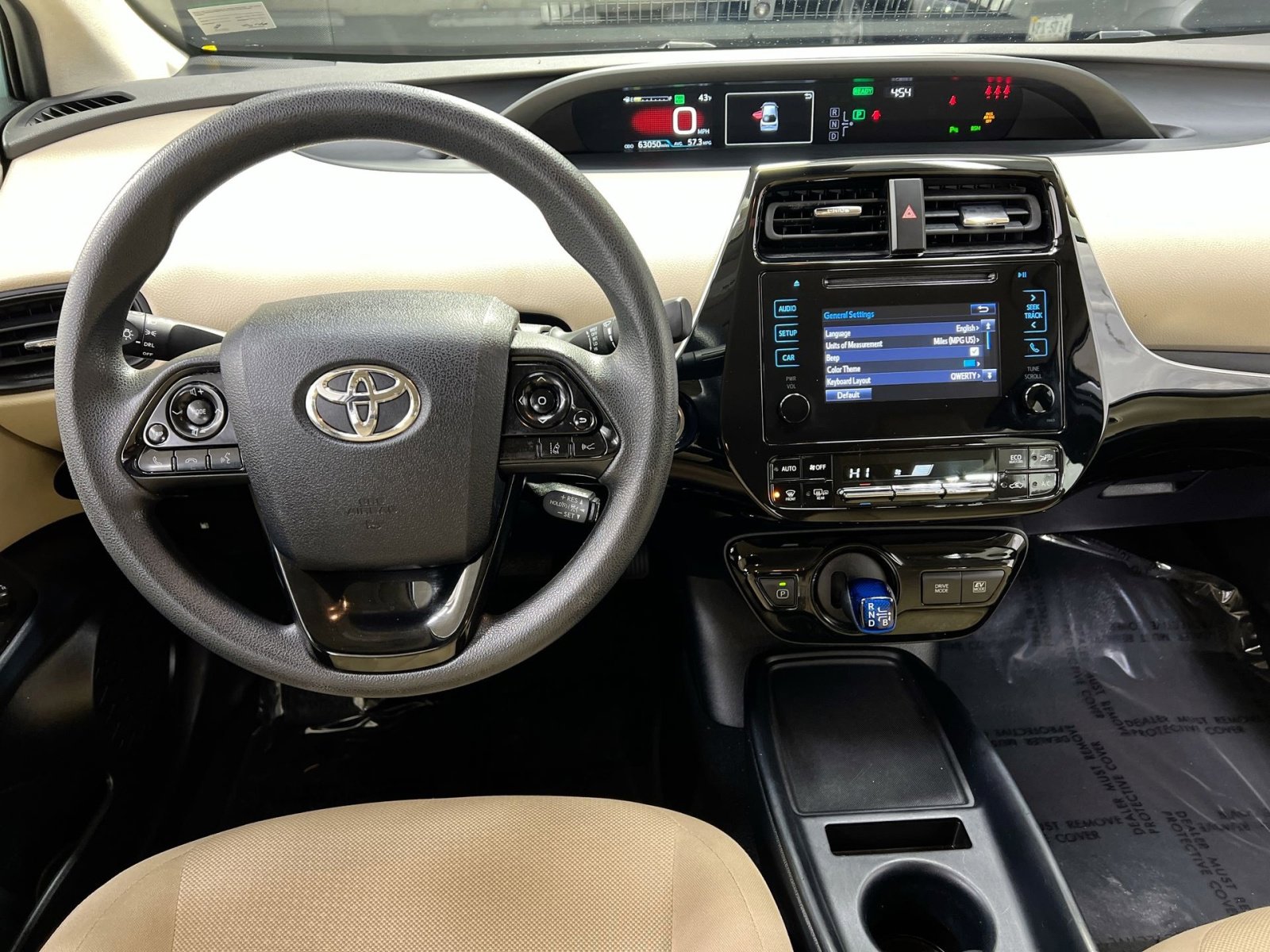Used 2019 Toyota Prius LE image 27