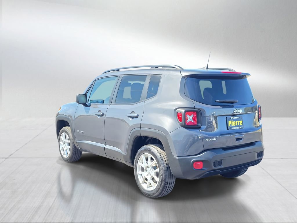 Used 2023 Jeep Renegade Latitude w/ Sun/Sound Group AWD/4WD image 4