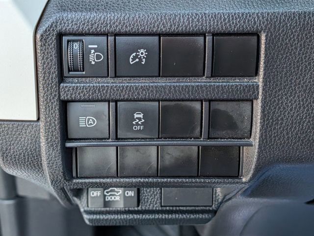 Used 2024 Toyota Tacoma TRD Off-Road image 24