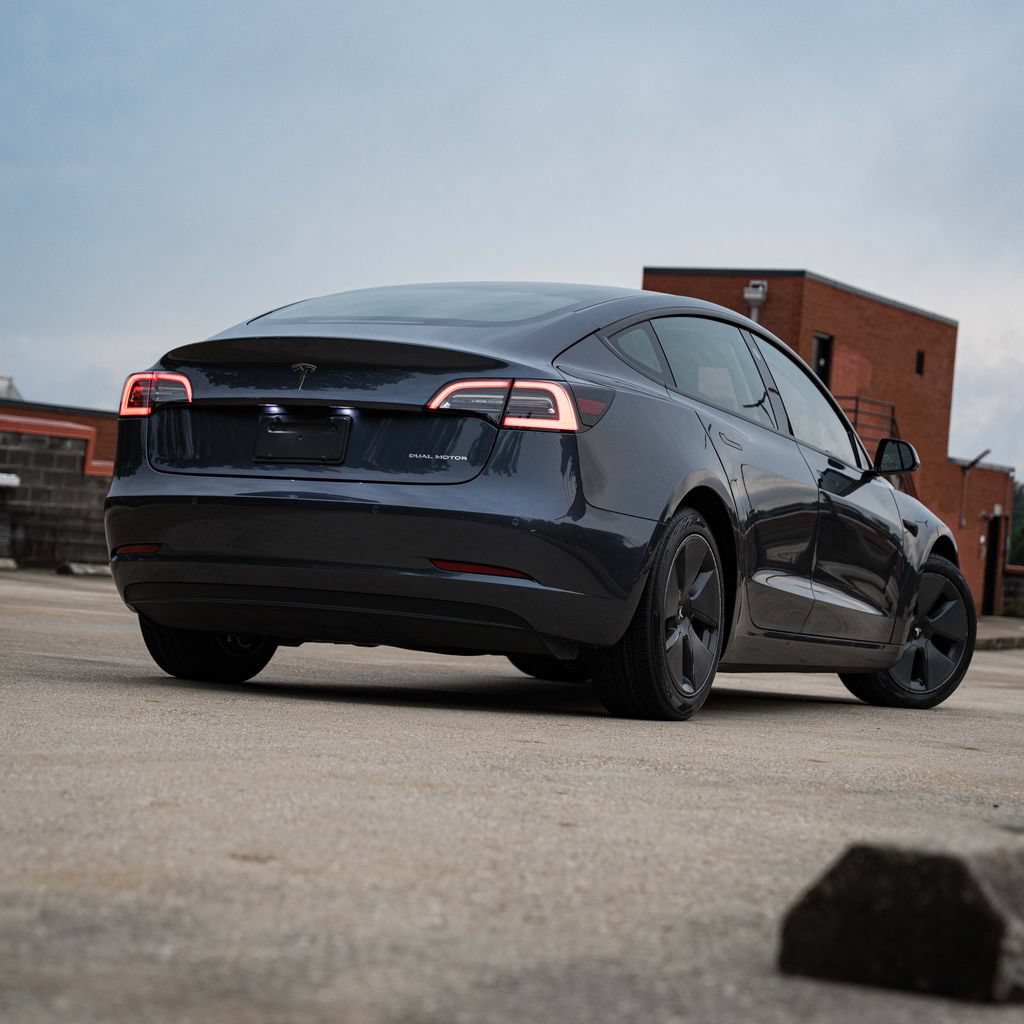 Used 2022 Tesla Model 3 Long Range AWD/4WD image 6