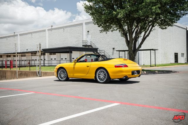 Used 2000 Porsche 911 Carrera 4 image 43