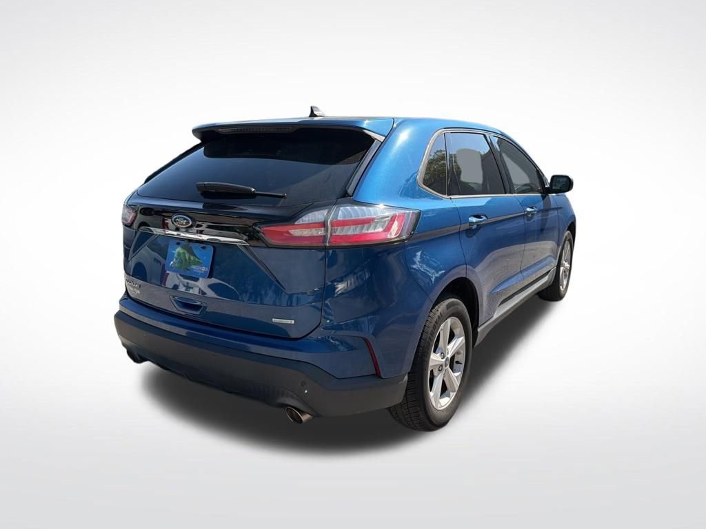 Used 2020 Ford Edge SE image 5