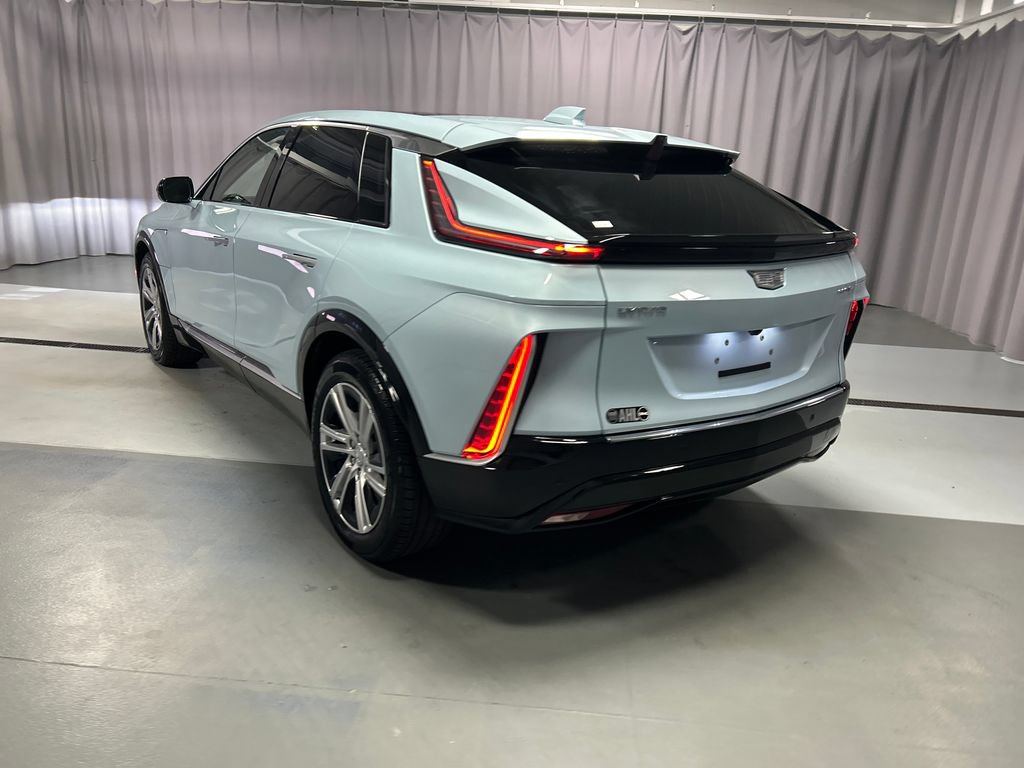 Used 2024 Cadillac Lyriq Tech AWD/4WD image 5